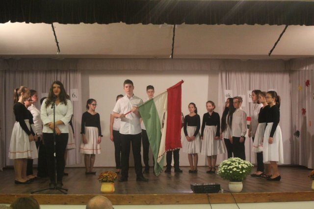 Tisztelet az '56-os hősök előtt